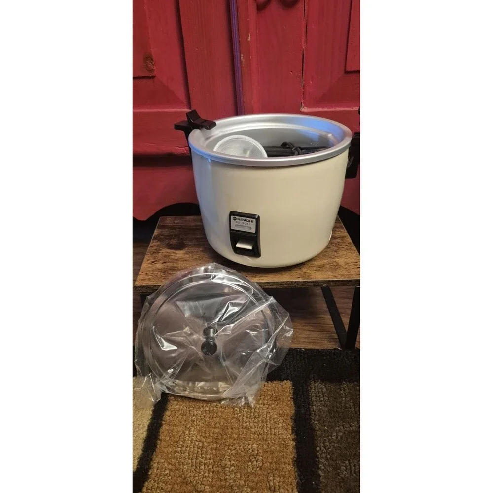 Vintage NIB Hitachi Automatic Electric Rice Cooker Model RD-3031 Ivory Brand New